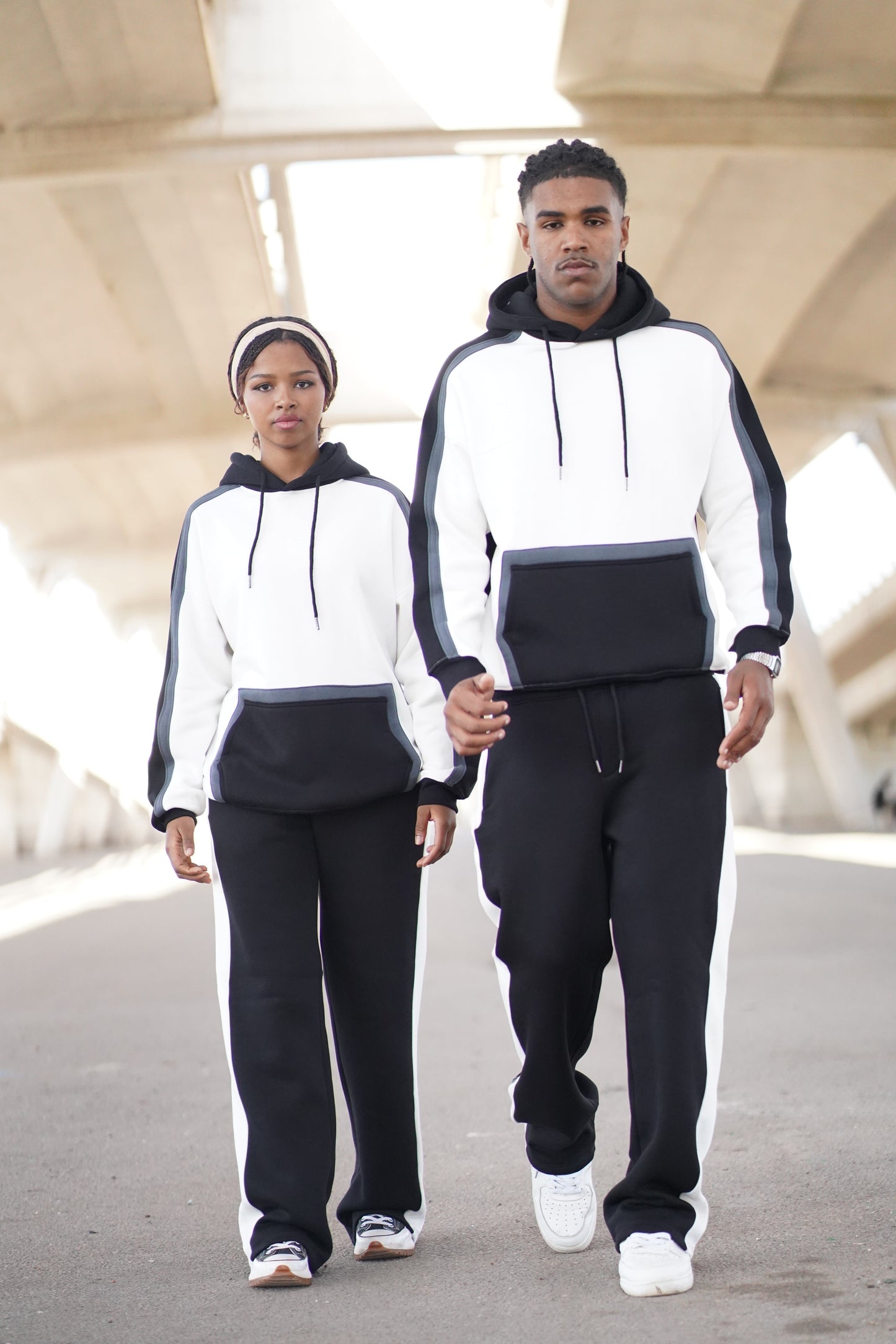 CONJUNTO COLOR BLOCK HOODIE & JOGGER VERON MUJER