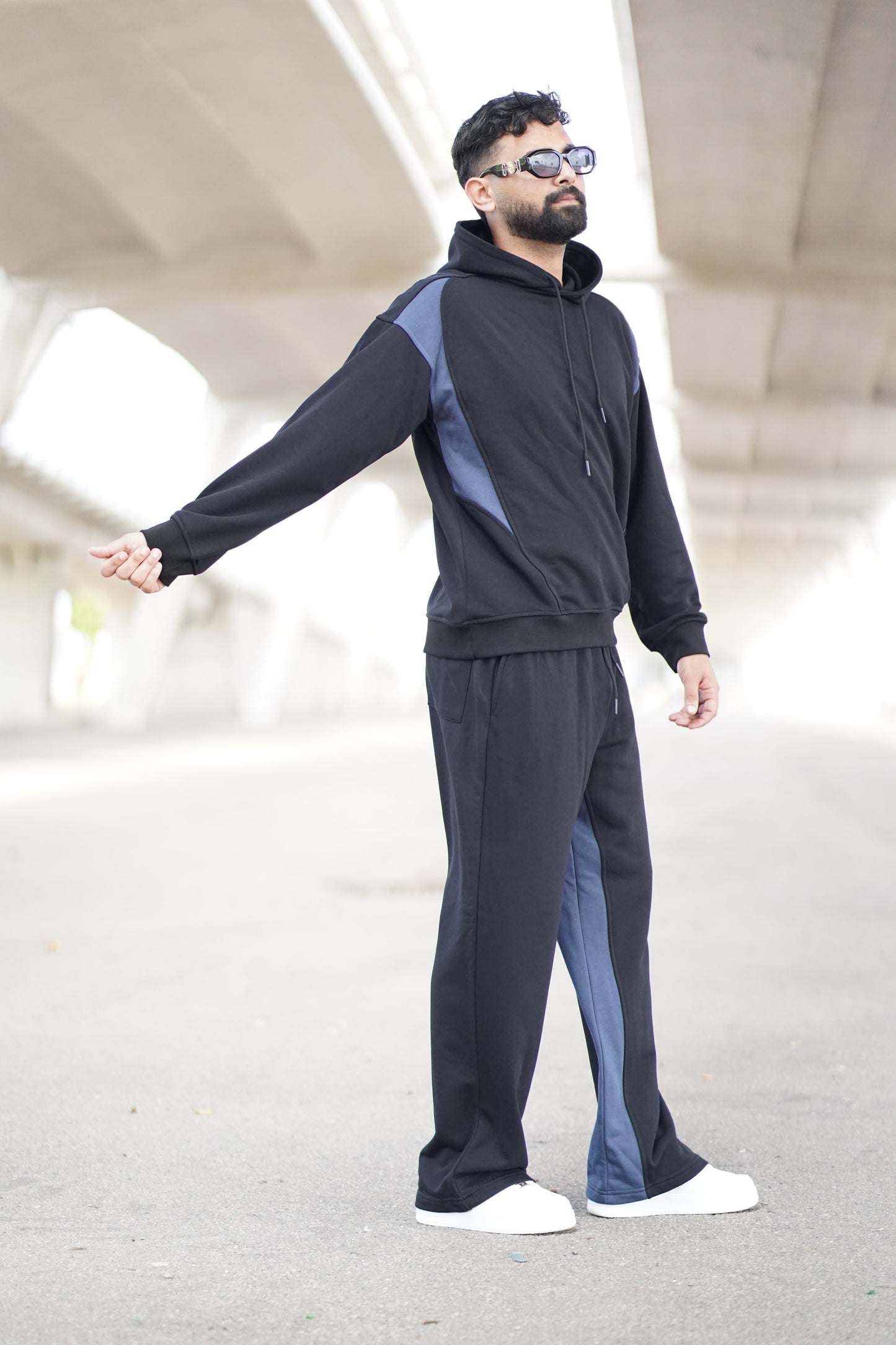 CONJUNTO PIXEL HOODIE & JOGGER VERON