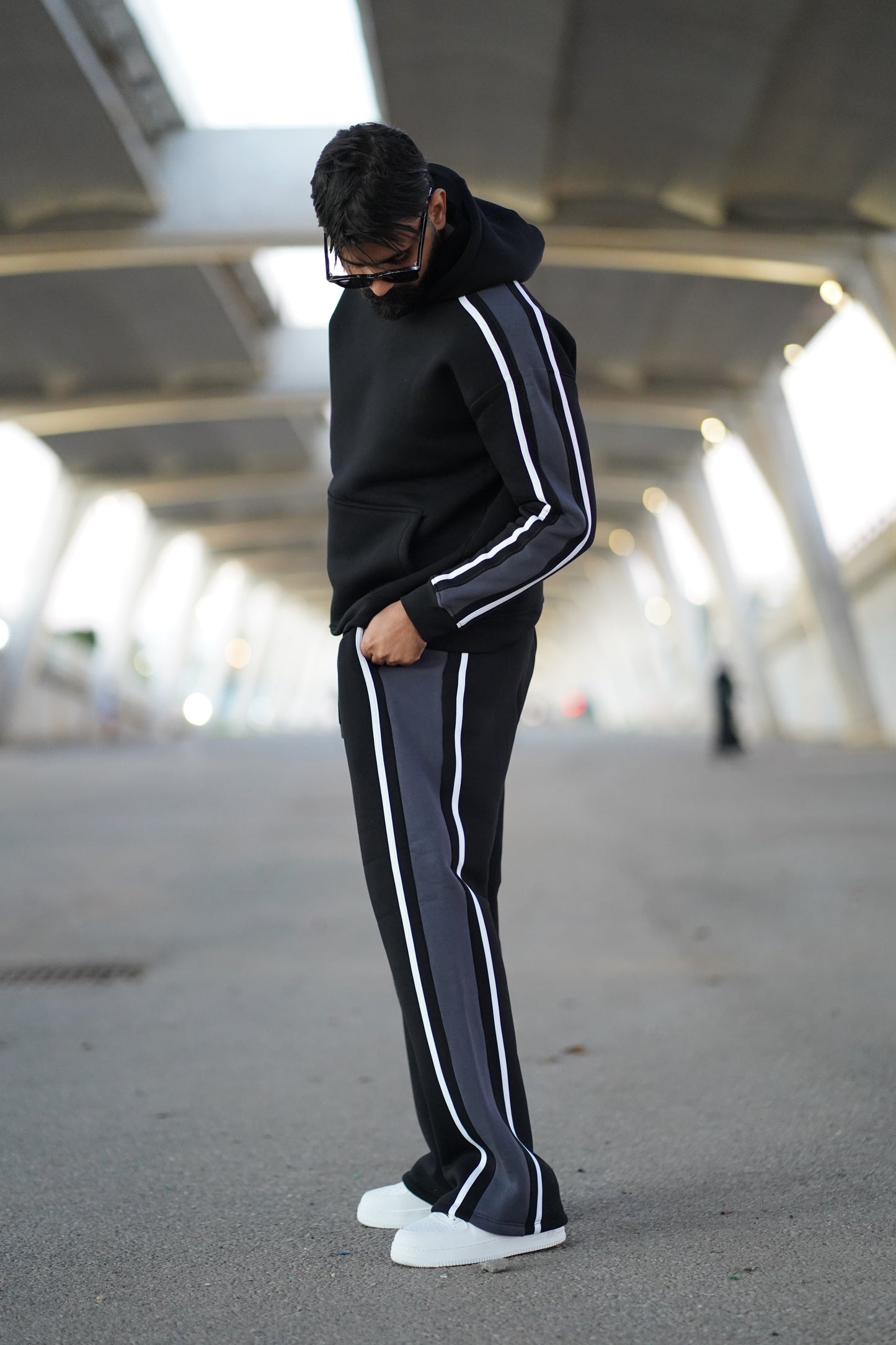CONJUNTO SHADOW HOODIE & JOGGER VERON
