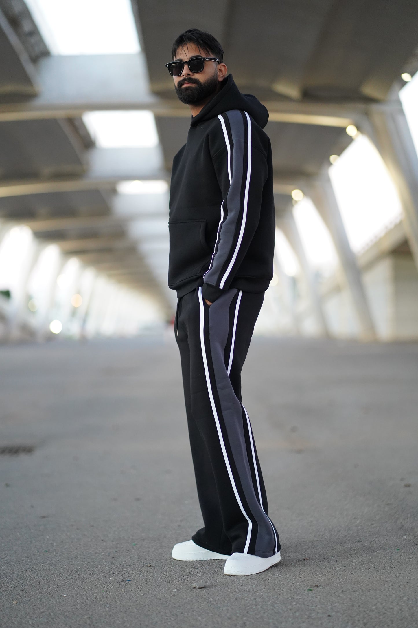 CONJUNTO SHADOW HOODIE & JOGGER VERON